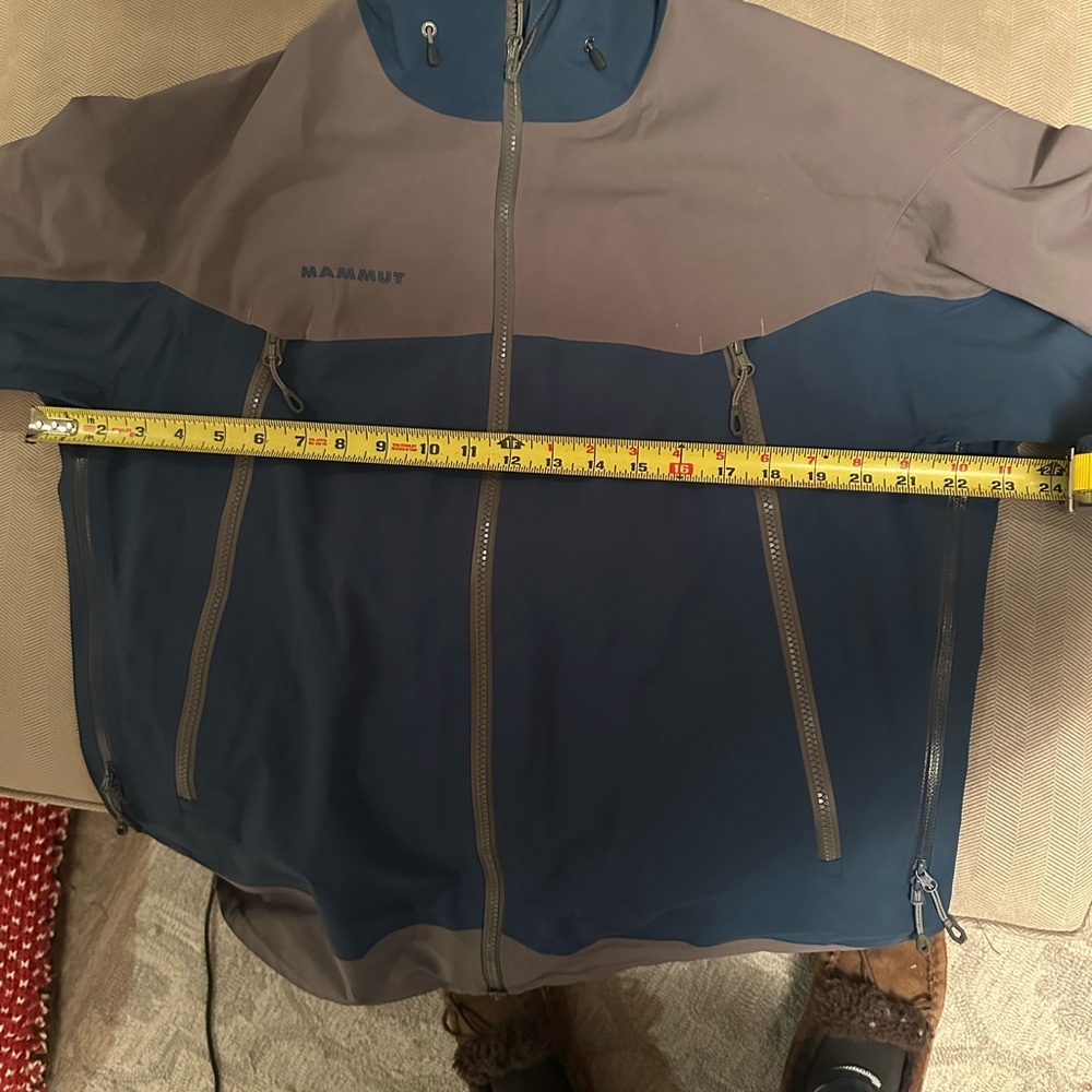 Mammut Men's Wenaha Gore-Tex Raincoat - Picture 6 of 6